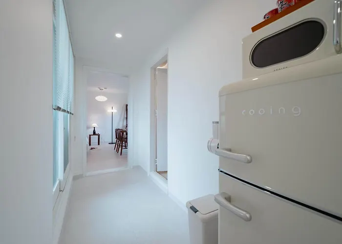 New Accommodation, Seoul, 3 Rooms, Near Hongdae, Hongdae Waterfall House Гостевой дом 3*