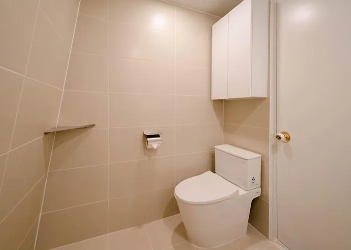 Гостевой дом New Accommodation, Seoul, 3 Rooms, Near Hongdae, Hongdae Waterfall House 3*
